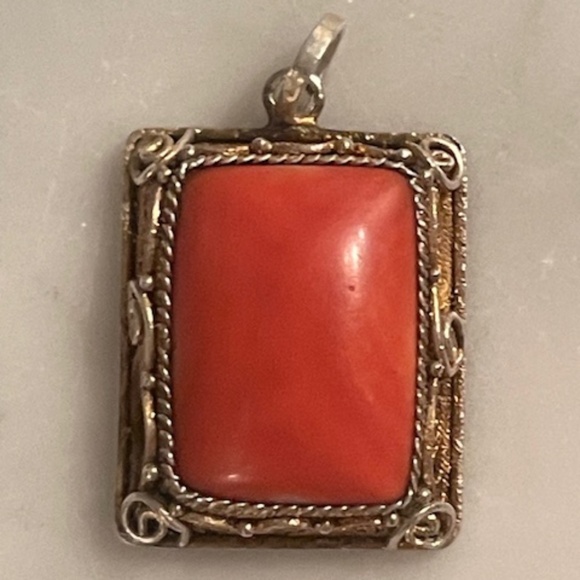 Red Coral Vintage Genuine Silver Pendant - Picture 6 of 11